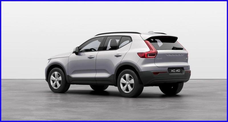 Volvo XC40 B3 automatico Essential