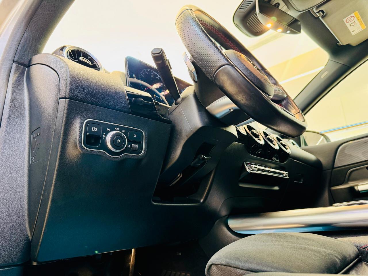 Mercedes-benz B 180 AMG Autom. CarPlay / RetroCamera