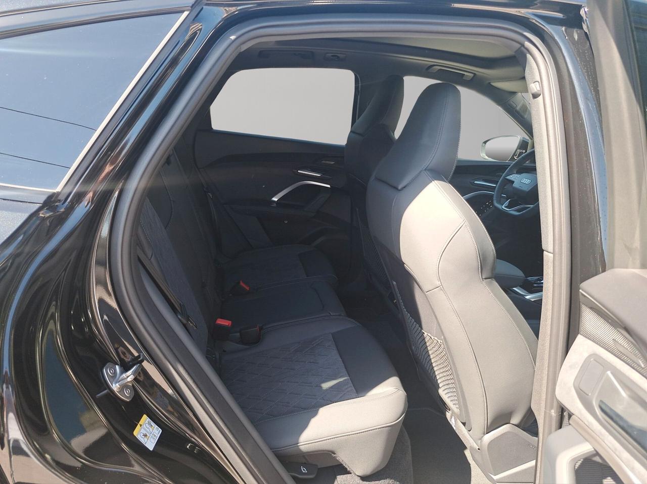 Audi Q5 TDi 150 kW mHEV+ S tronic quattro line edition
