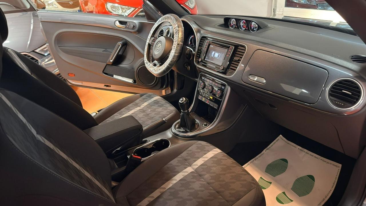 Volkswagen Maggiolino 2.0 TDI Design BlueMotion Te