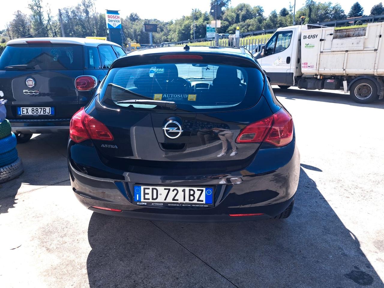 Opel Astra 1.6 115CV 5 porte Cosmo