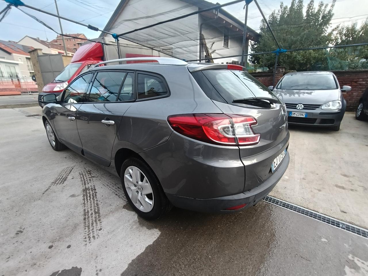 Renault Megane Mégane 1.5 dCi 110CV EDC SporTour Attractive