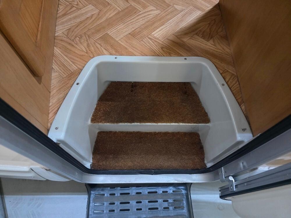 CAMPER MCLOUIS STIRLING 701