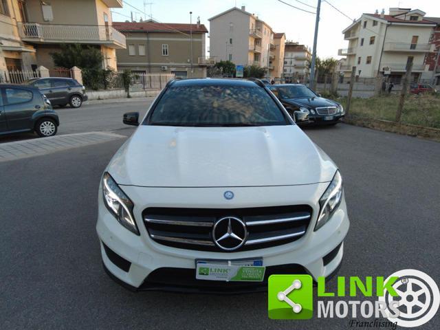 MERCEDES-BENZ GLA 220 4MATIC Premium AMG Night Edition 4matic