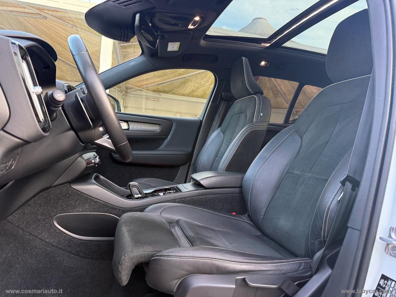 VOLVO XC40 D3 AWD Geartronic R-design N1 TETTO/GANCIO