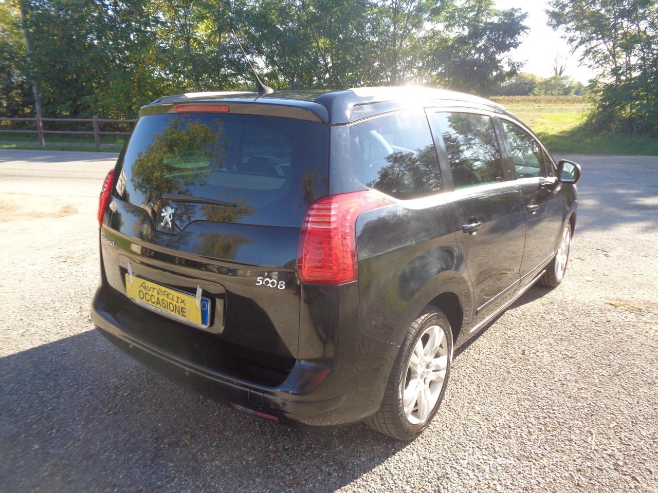 Peugeot 5008 1.6 HDi 112CV 7 posti