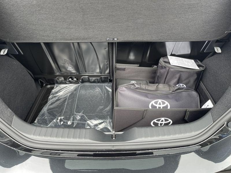 Toyota Aygo X 1.5 hybrid Icon e-cvt - NUOVO