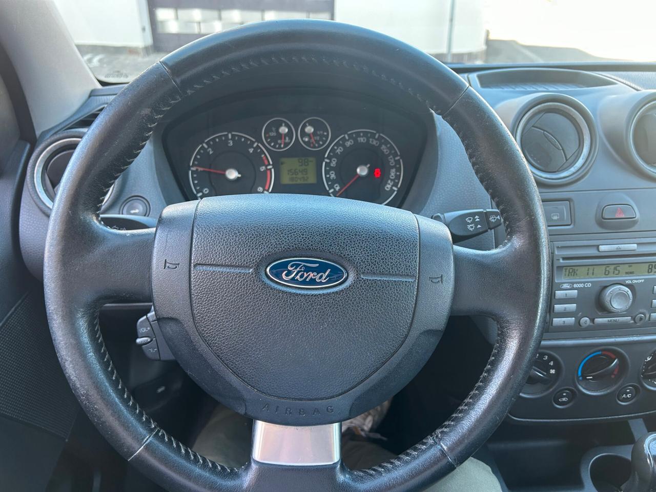 Ford Fiesta 1.4 TDCi 5p. Ghia