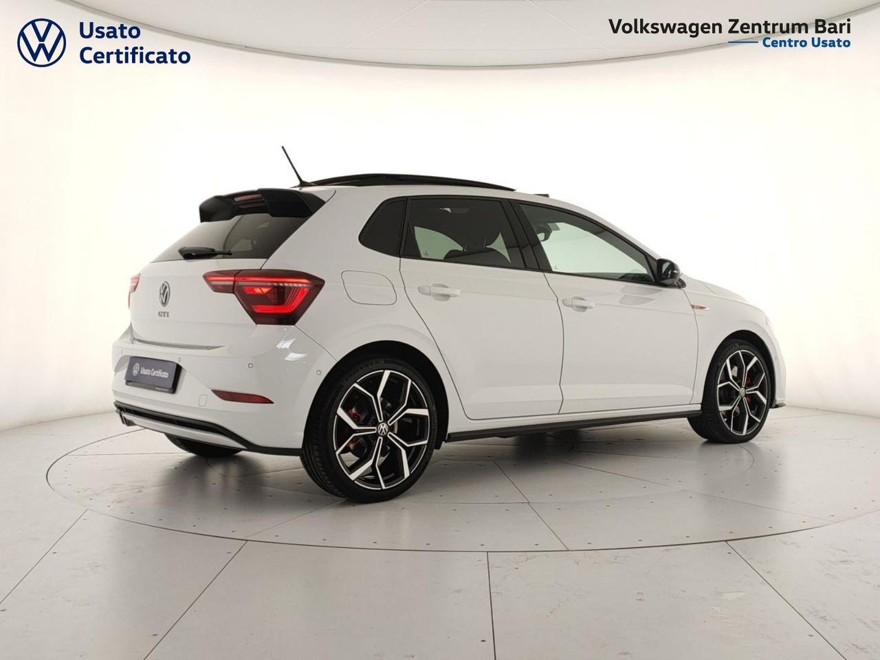 Volkswagen Polo 2.0 tsi gti dsg