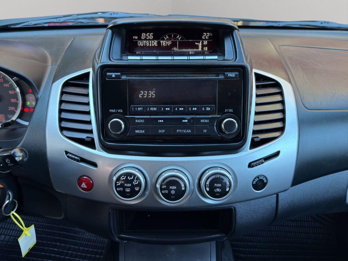 MITSUBISHI - L200 - 2.5 DI-D 178 CV DC Intense Plus