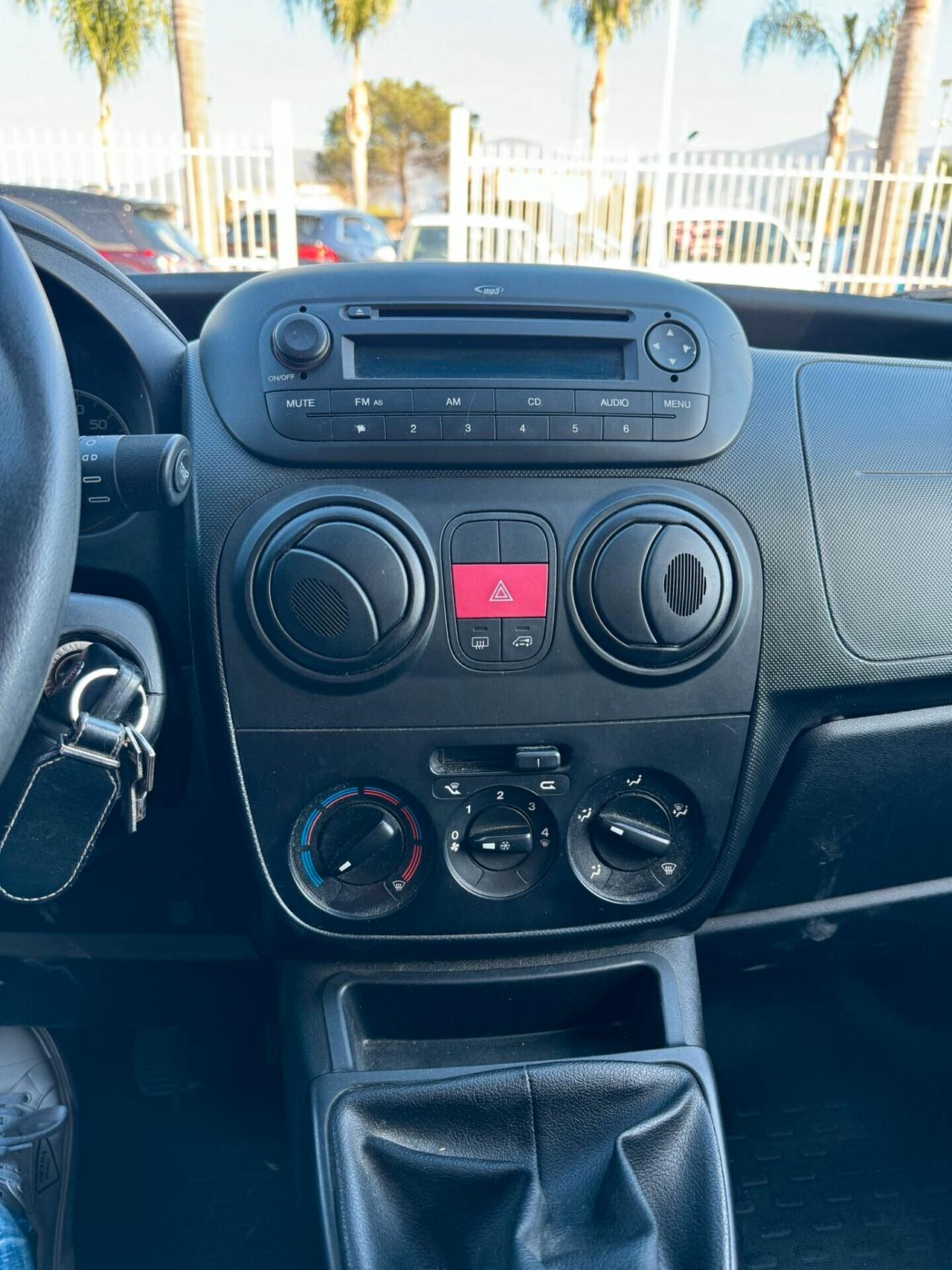 Fiat Fiorino 1.3 MJT 95CV Combi Semivetrato Adventure