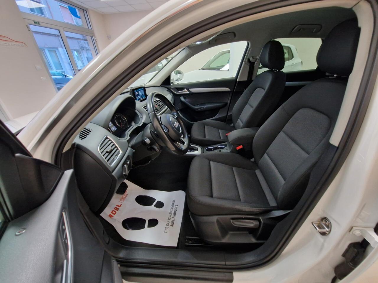 Audi Q3 2.0 TDI 120 CV S tronic S LINE