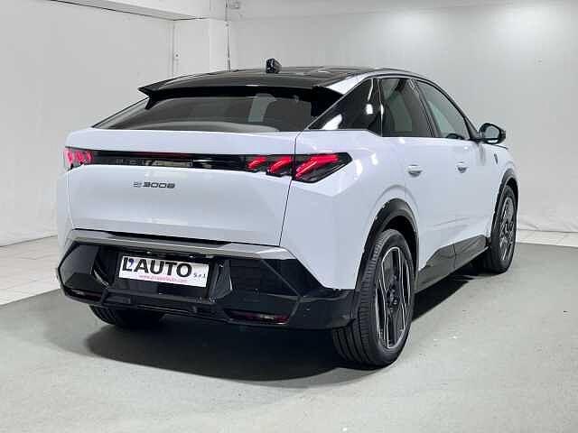 Peugeot 3008 GT motore elettrico (73kWh) 210 CV GT KM ZERO