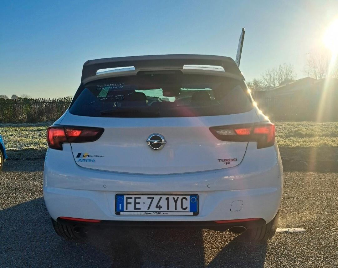 Opel Astra 1.6 Turbo SHT 200CV Start&Stop 5 porte Innovation