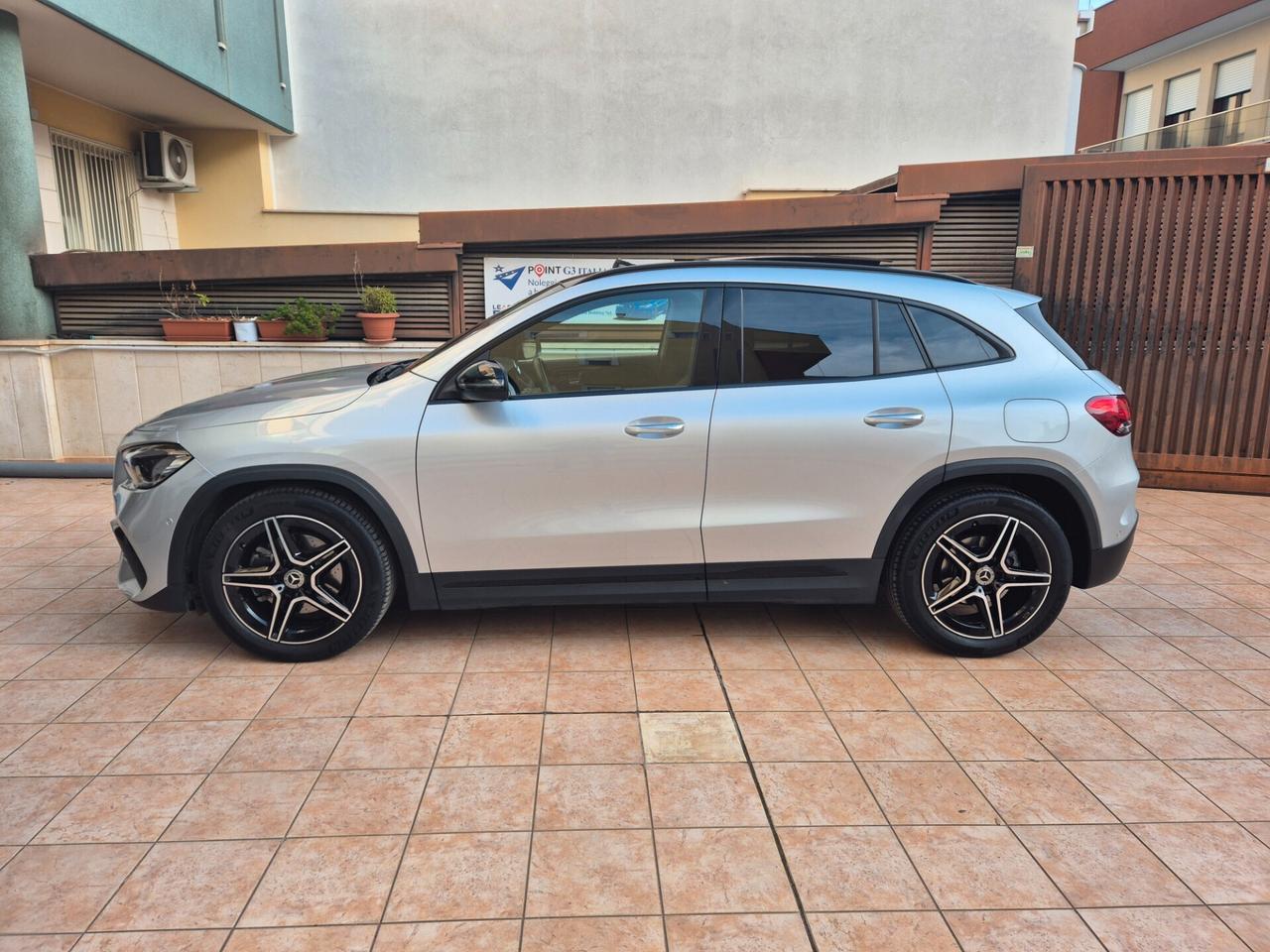 Mercedes-benz GLA 180 d Automatic Premium TETTO FULL