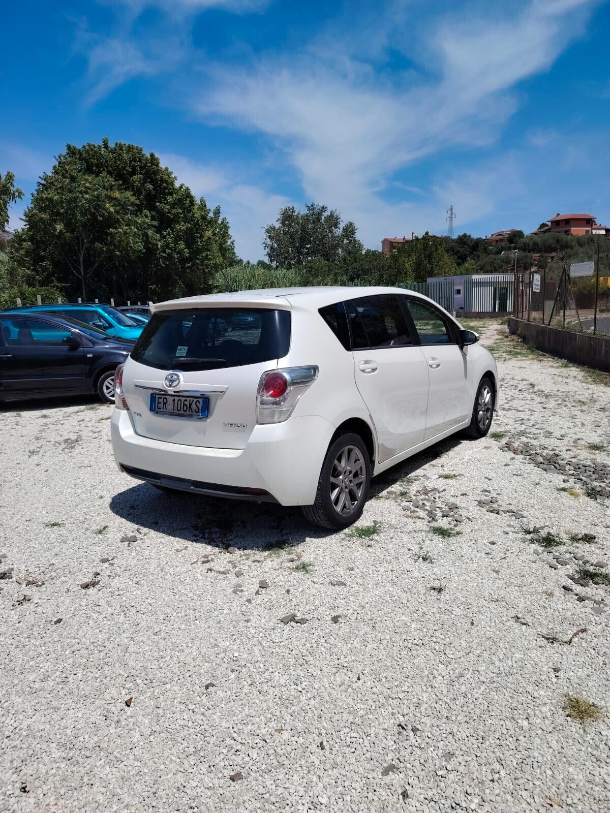 Toyota Verso 2.0 D Active 7 posti