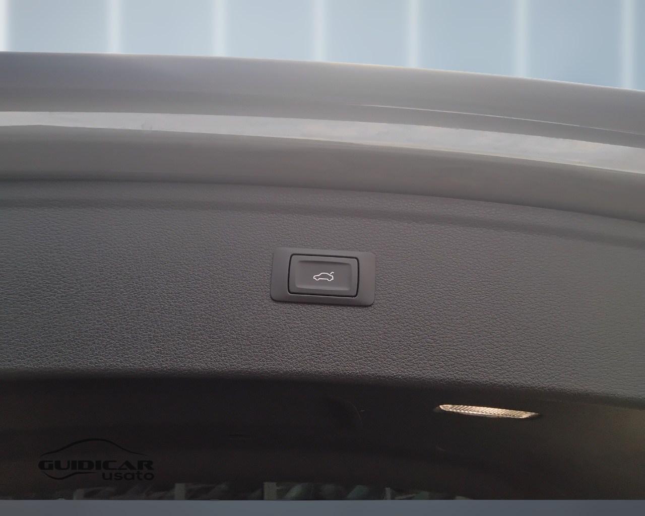 AUDI Q5 II 2020 - Q5 40 2.0 tdi mhev 12V S line quattro s-tronic