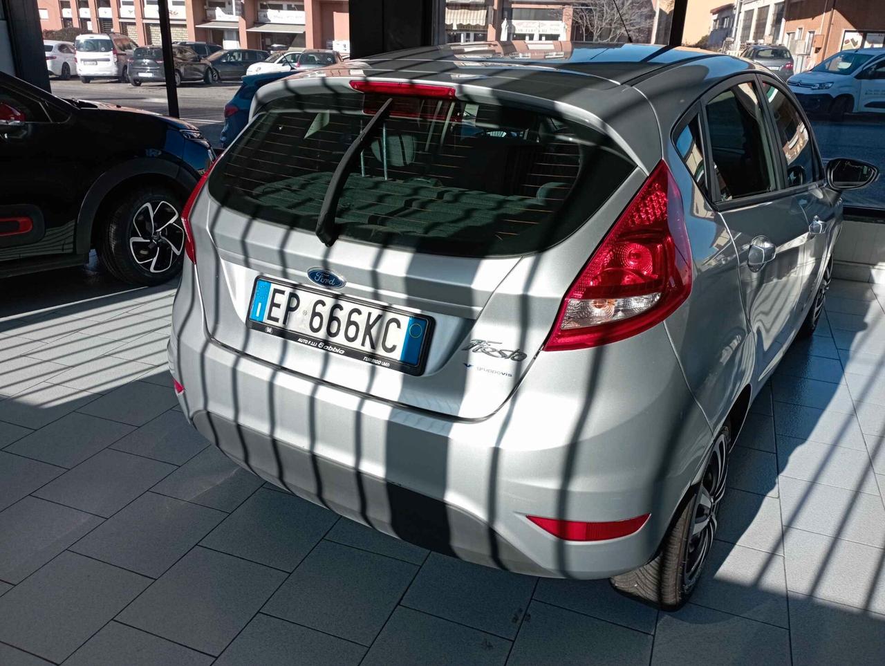 Ford Fiesta Ikon 1.2 60CV 5 porte