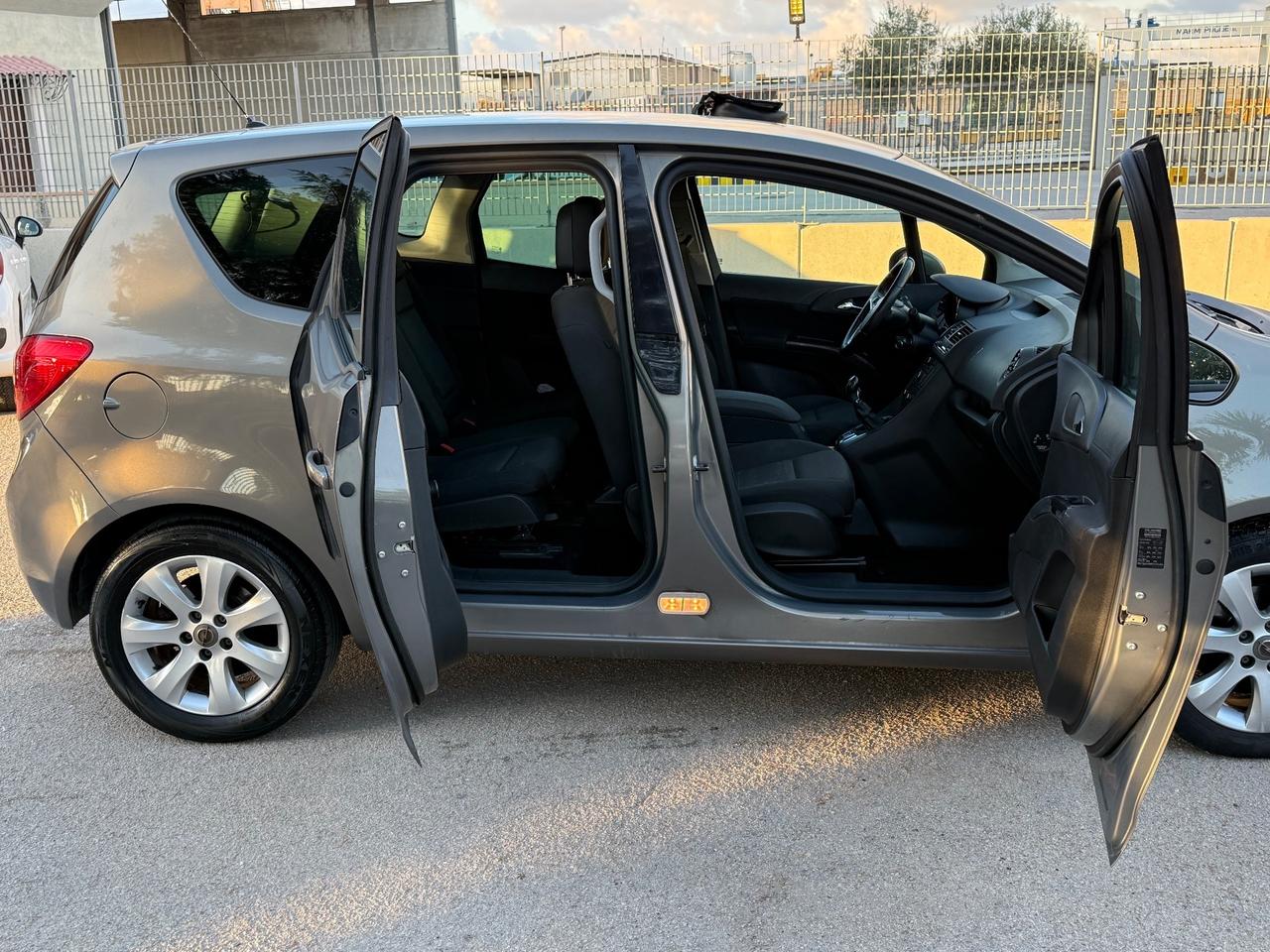 Opel Meriva 1.3 CDTI 95CV ecoFLEX Cosmo