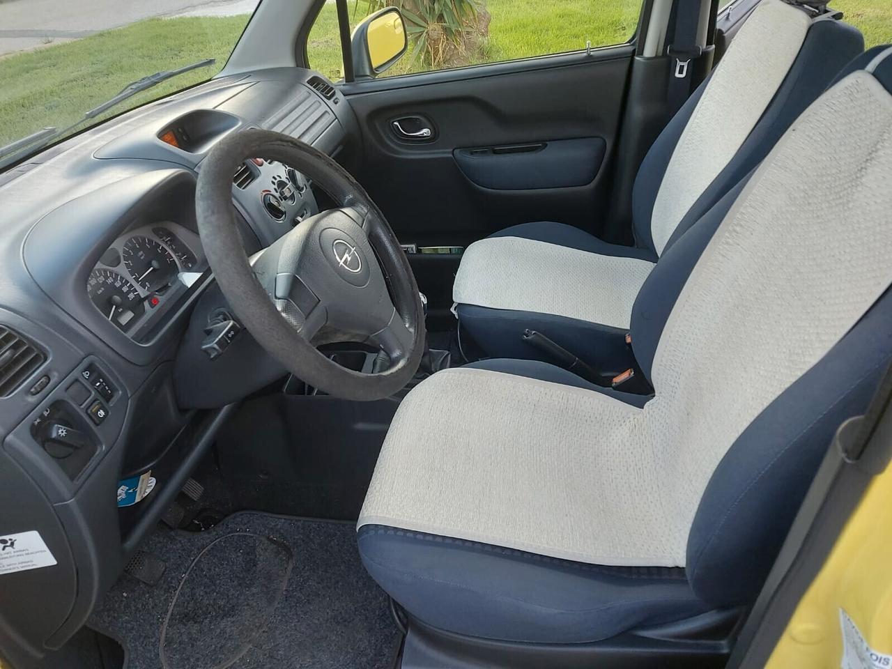 Opel Agila 1.2 16V Enjoy * Soli 49000 Km.