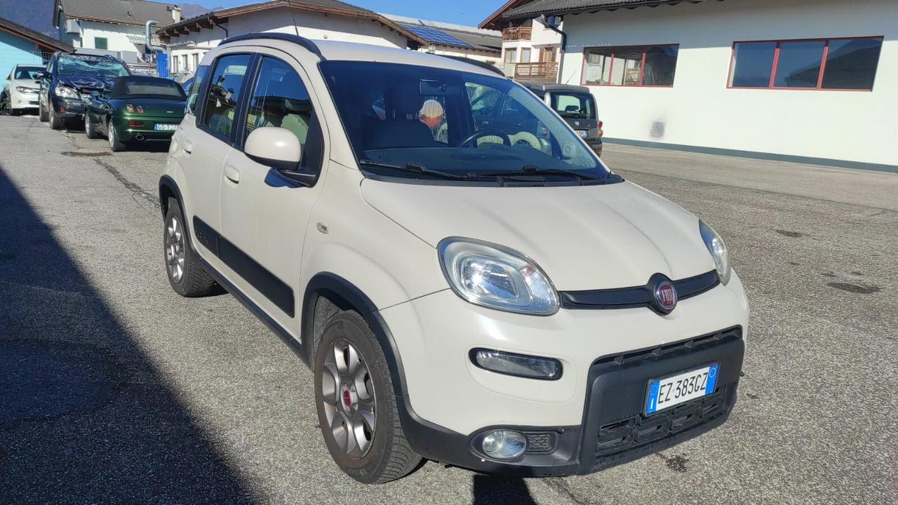 FIAT PANDA 0.9 TWIN AIR 4X4 4WD COMMERCIANTI