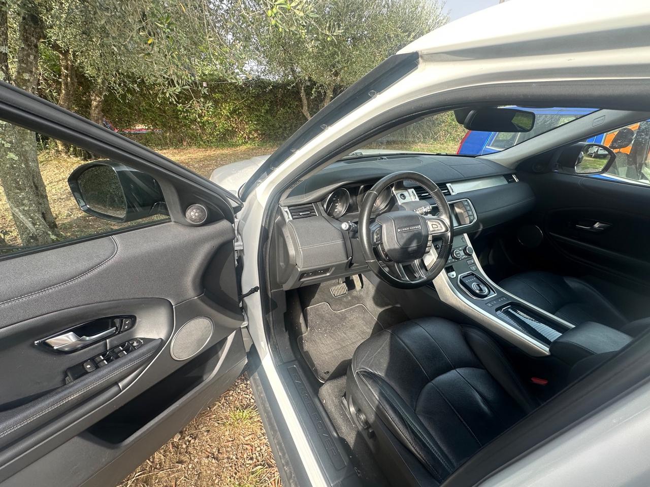 Land Rover Range Evoque 2.0 TD4 180 CV 5p. SE Dynamic
