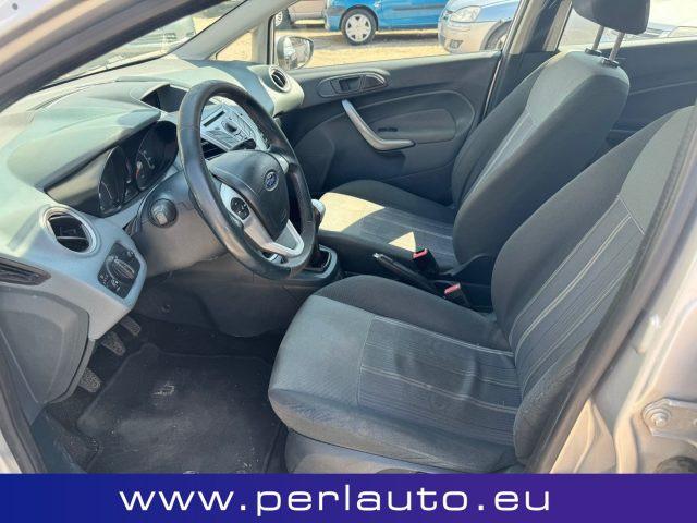 FORD Fiesta 1.4 5 porte Bz.- GPL Titanium