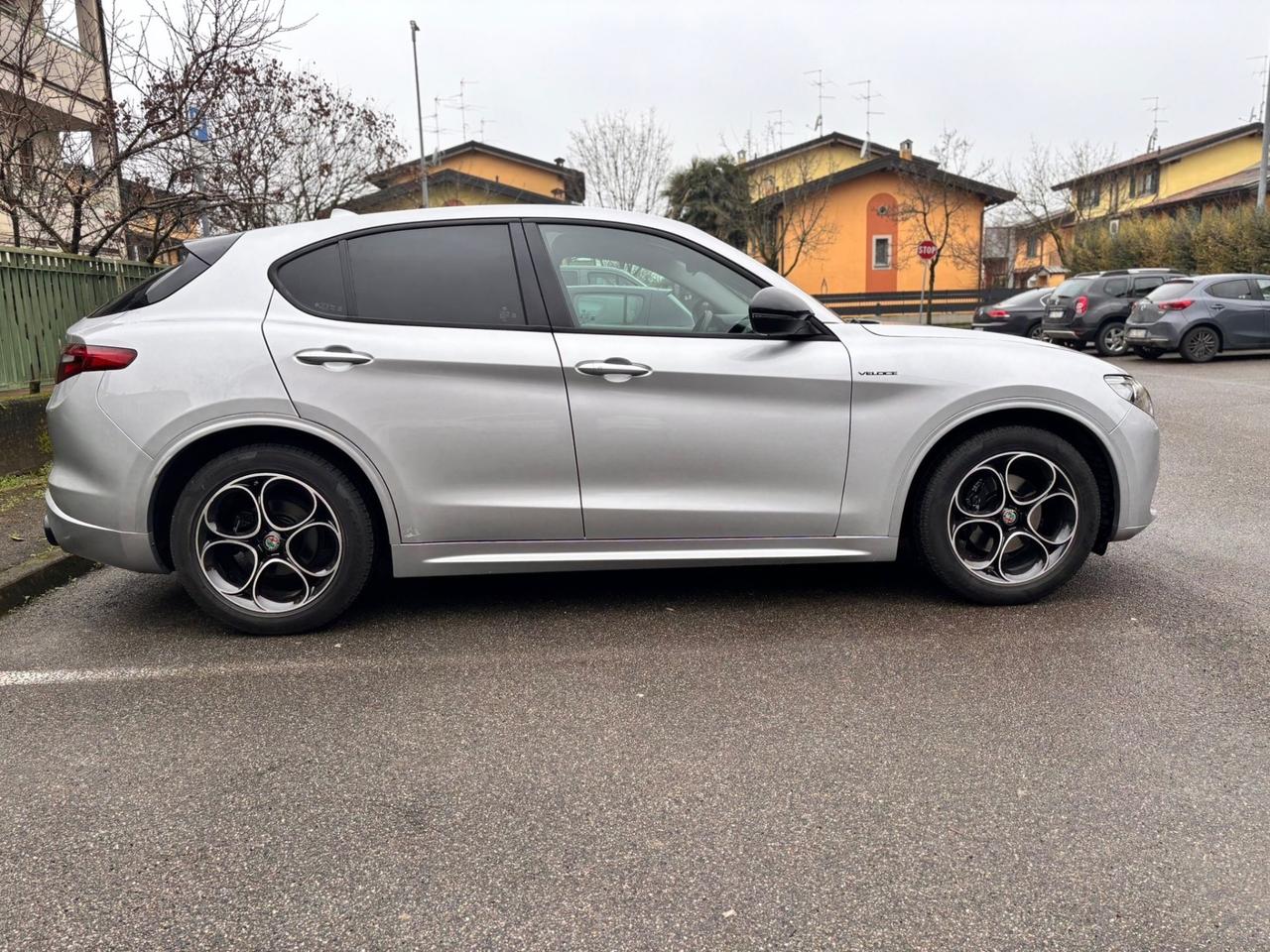 Alfa Romeo Stelvio 2.2 Turbodiesel 160 CV AT8 RWD Sport-Tech