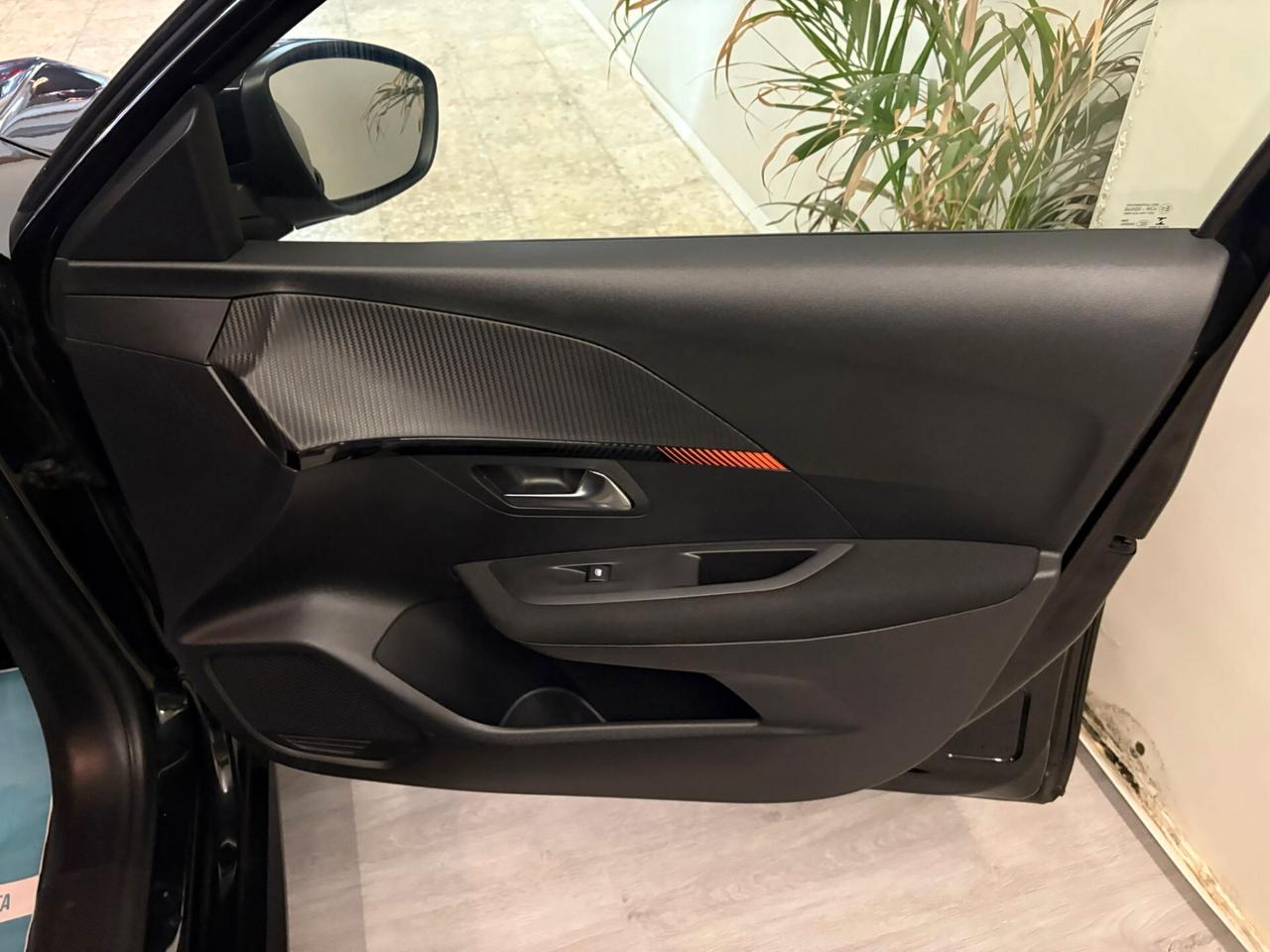 Peugeot 208 1.2cc PureTech 75cv Allestimento Allure Pack