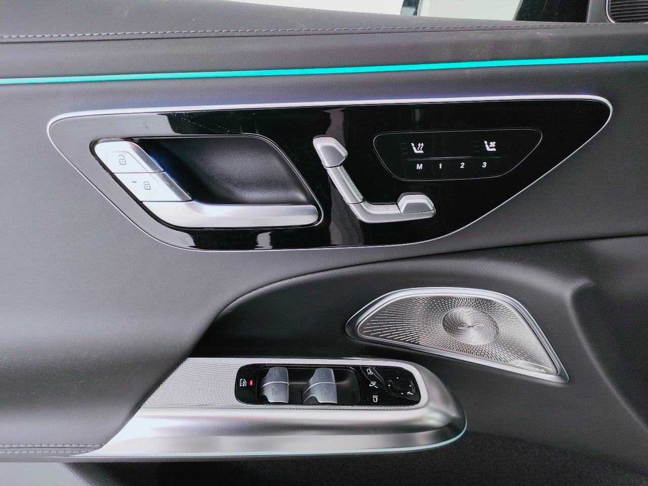 Mercedes-Benz Classe E- W214 Berlina - E 300 de phev AMG Line Premium 4matic auto