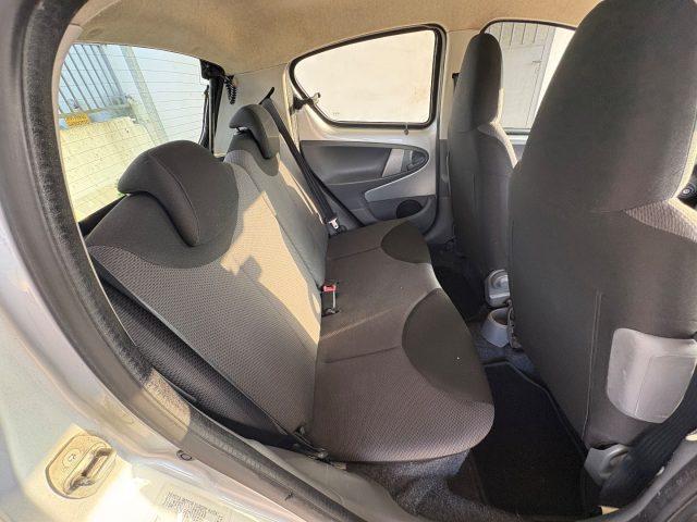 TOYOTA Aygo 1.0 12V VVT-i 5 porte OK NEOPATENTATI 5 PORTE