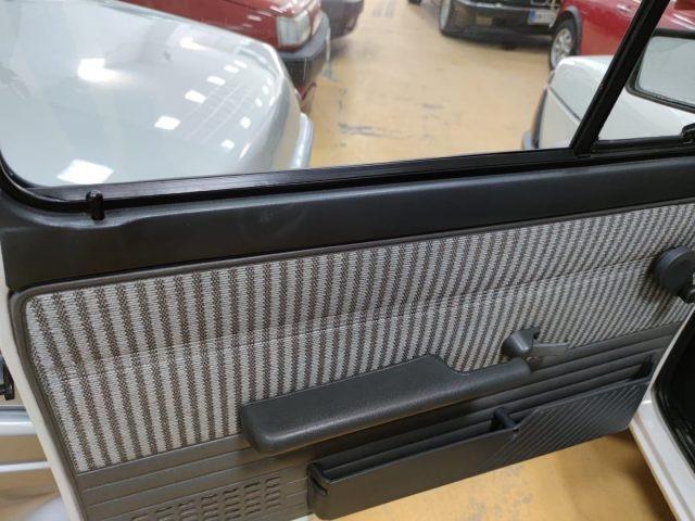 FIAT 127 TERZA SERIE 900 SPECIAL " KM 84.584 "