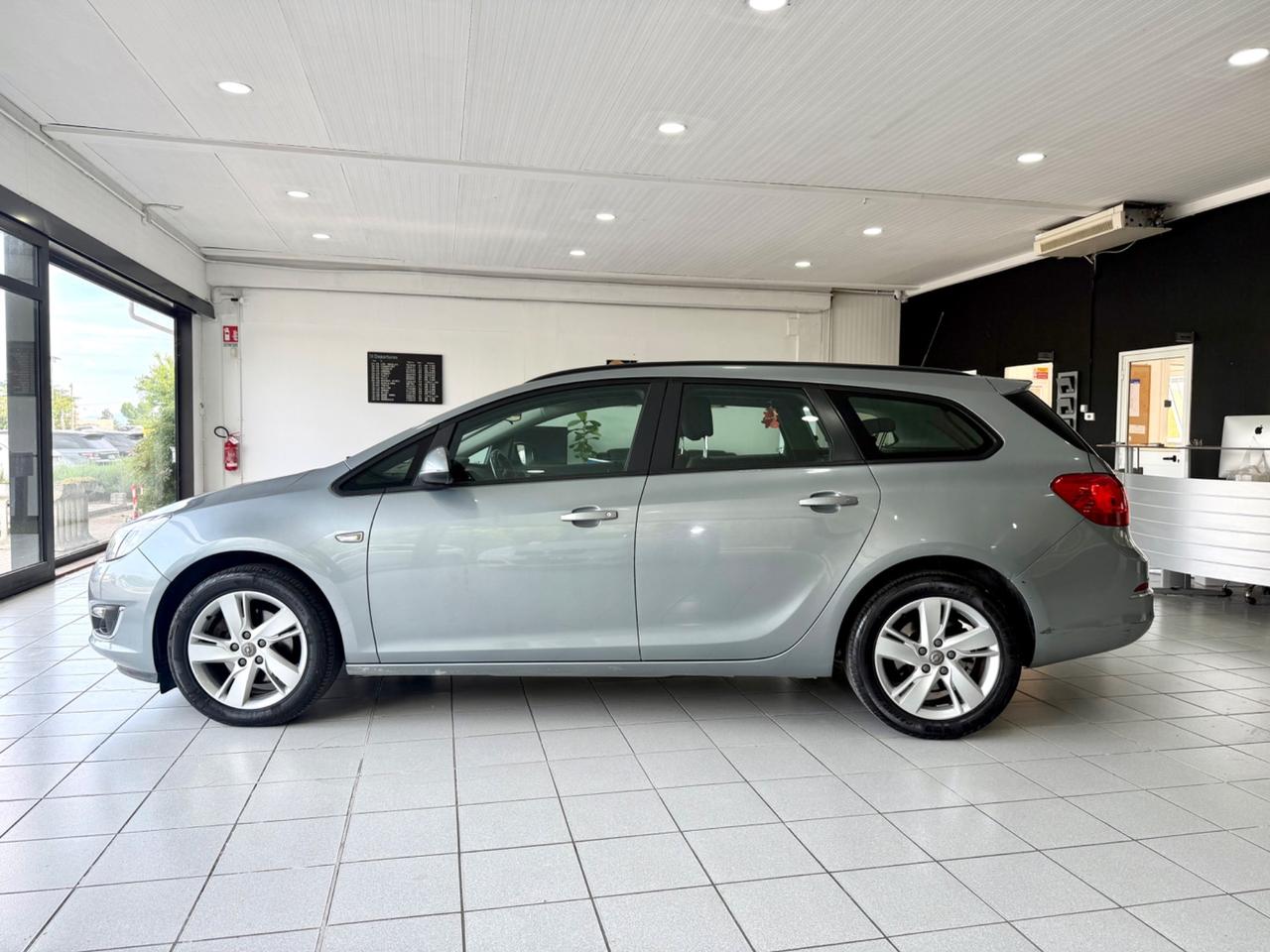 Opel Astra 1.7 CDTI 110CV Sports Tourer Elective Fleet