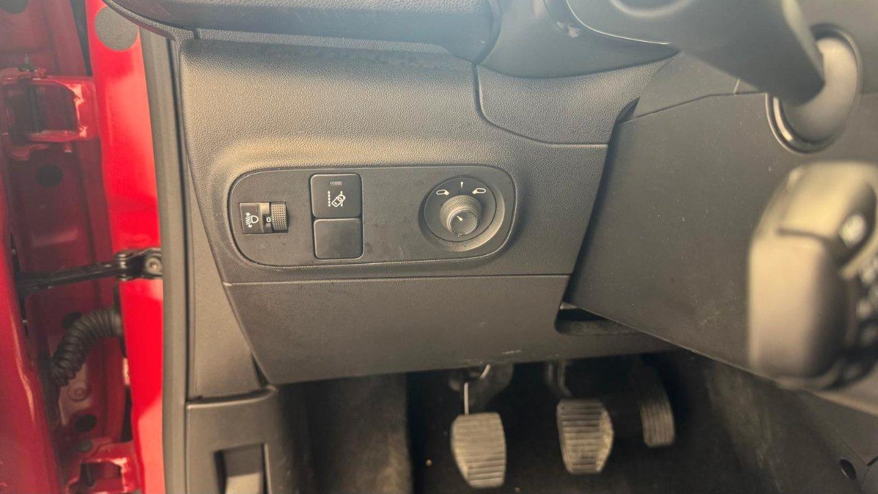Citroen C3 1.2 puretech SHINE PLUS NAVI 83 Cv.