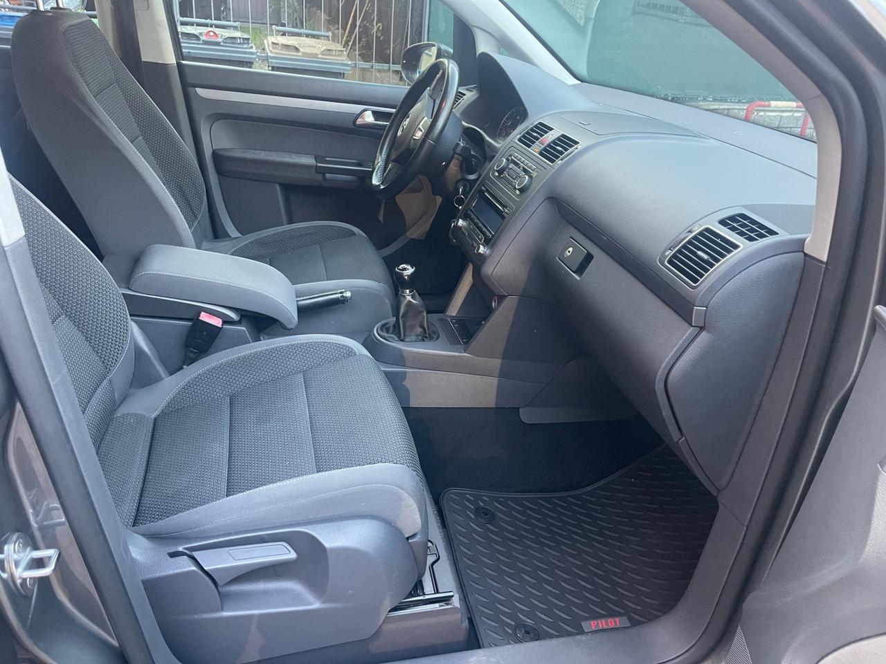 Volkswagen Touran 1.6 TDI DPF Comfortline BMT