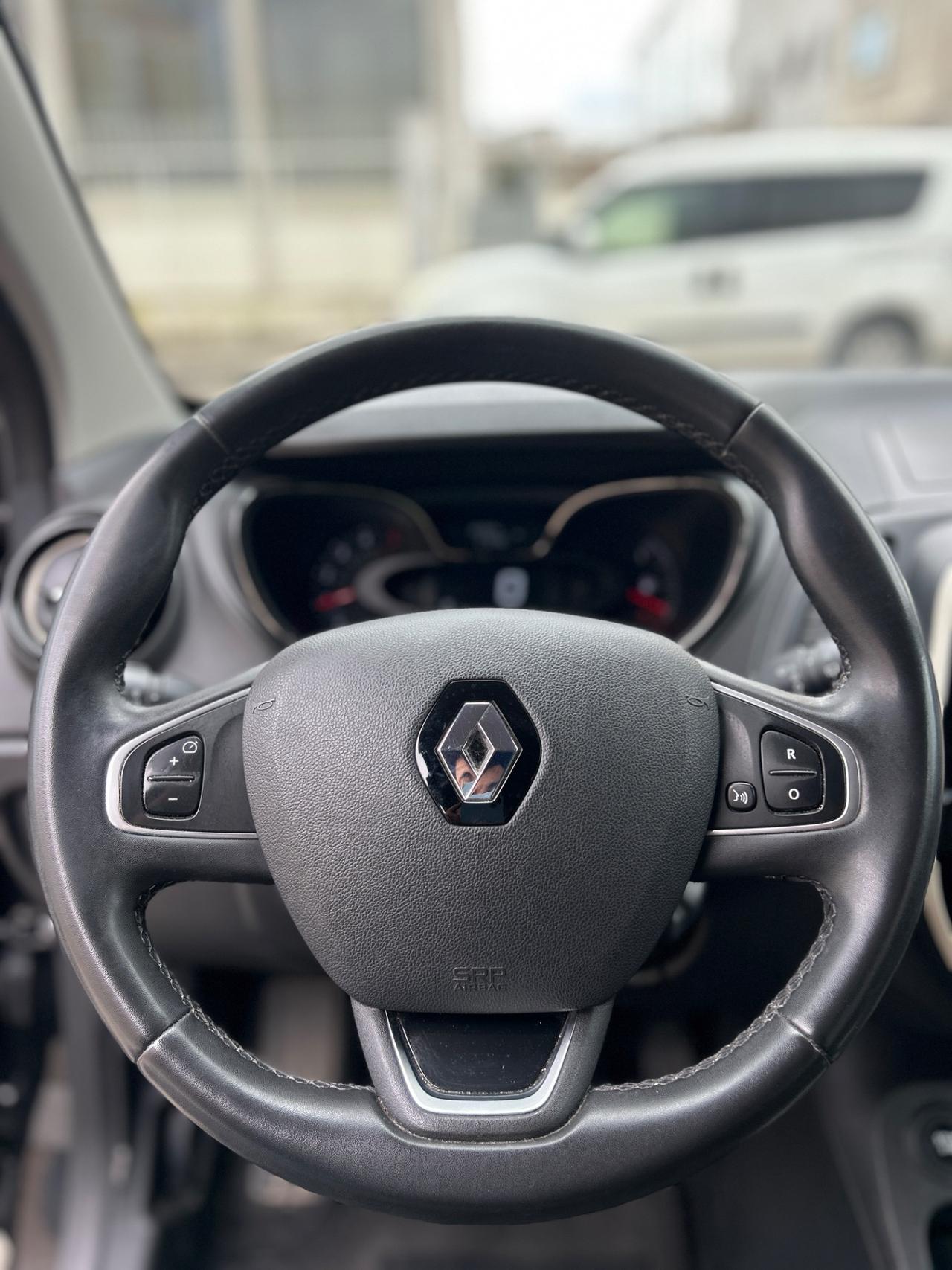 Renault Captur 1.5 90 CV-2019/NAVI