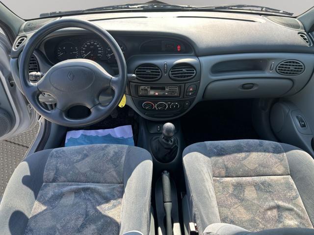 RENAULT Megane Mégane 1.6 cat RT VENDE PRIVATO