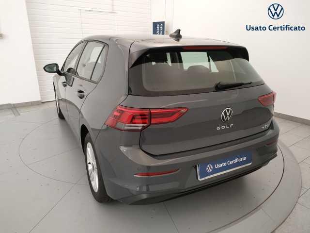 Volkswagen Golf 8ª serie 1.0 eTSI EVO DSG Life