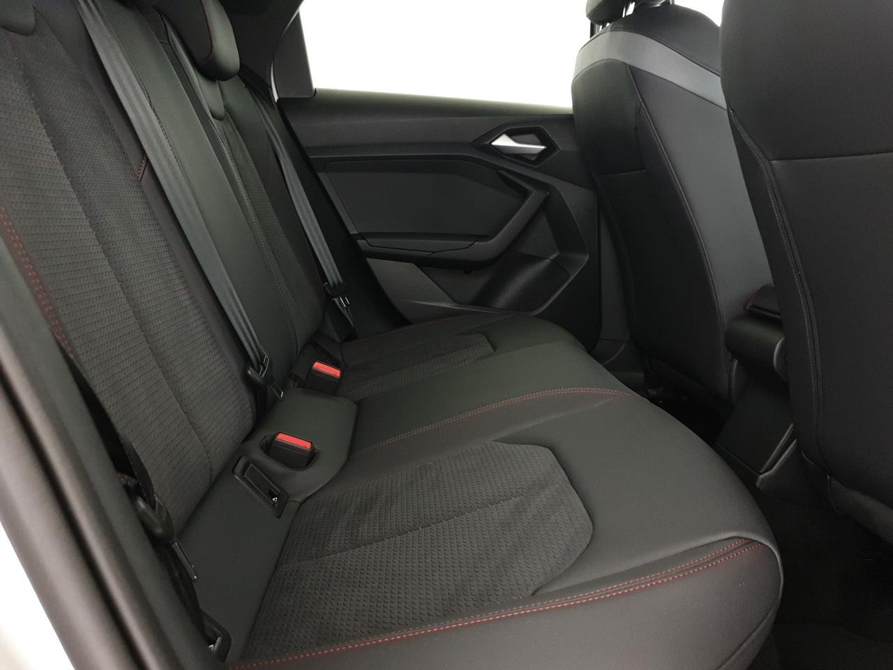 Sportback 30TFSI 116CV S tronic S line Edition