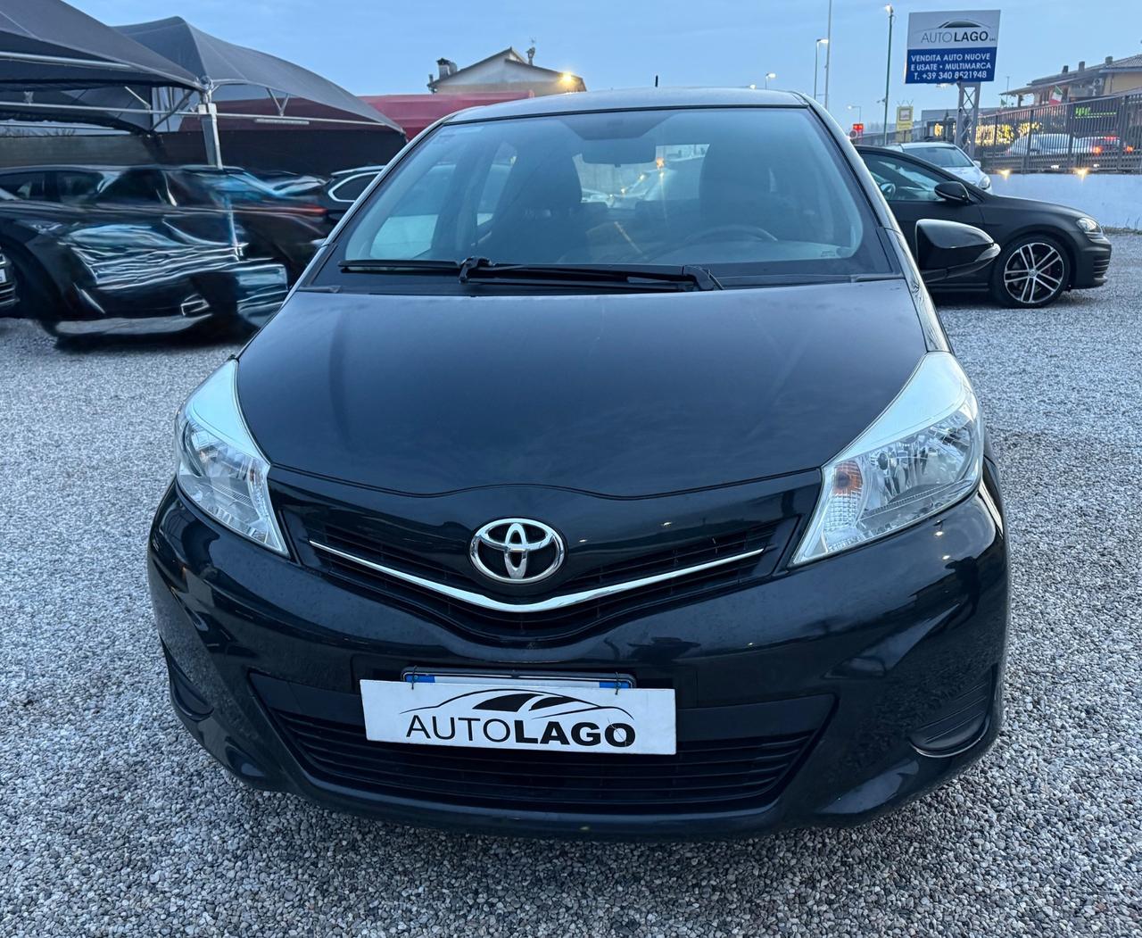 Toyota Yaris 1.0 5 porte Active