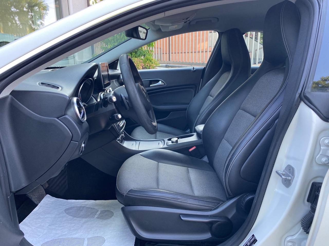 Mercedes-benz CLA 200 CLA 220 d Shooting Brake S.W. Automatic Sport