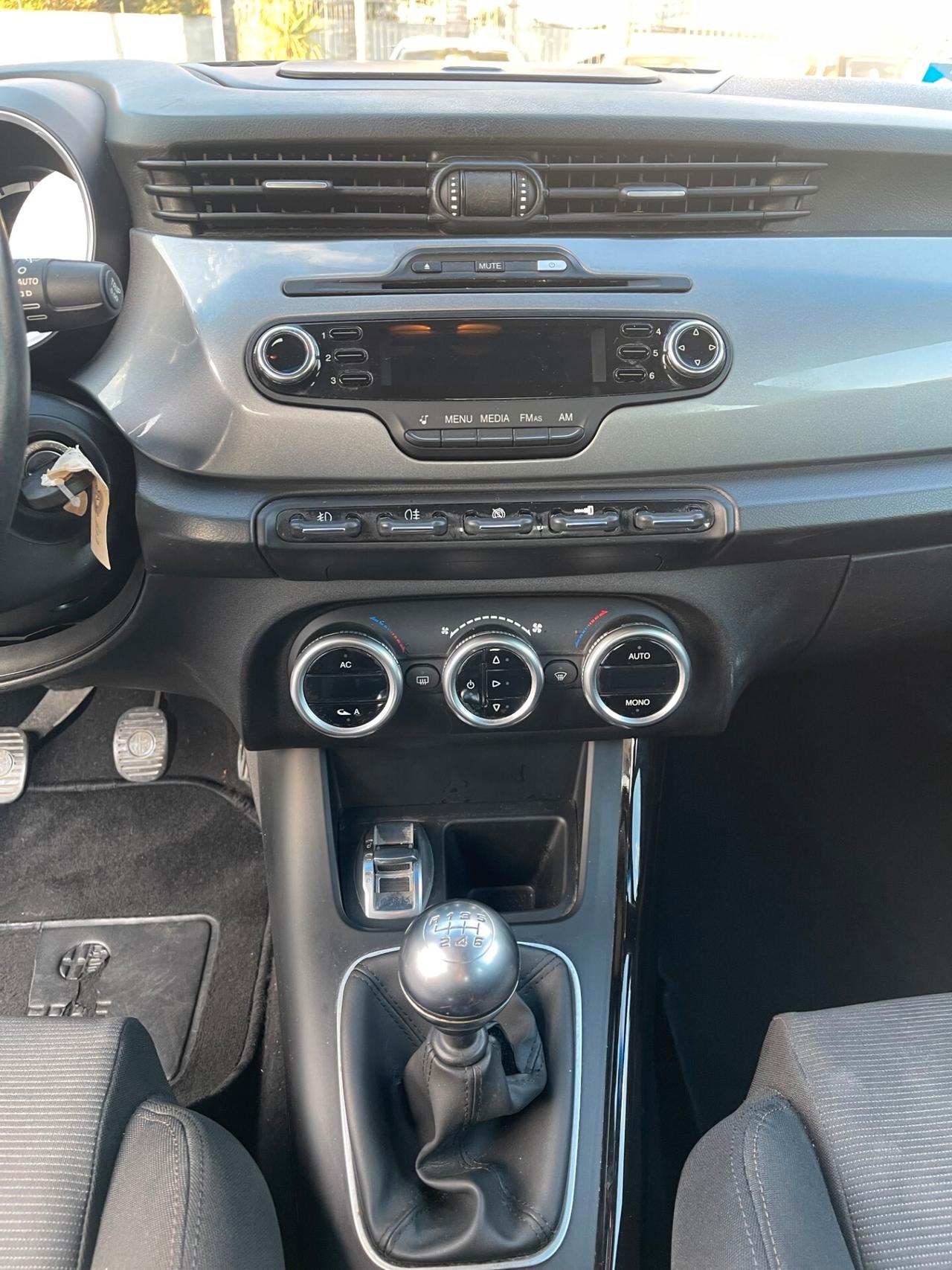 Alfa Romeo Giulietta 1.6 JTDm-2 105 CV