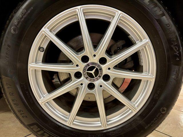 MERCEDES-BENZ GLA 200 d Automatic Sport UNIPRO - NIGHT BLACK EDITION