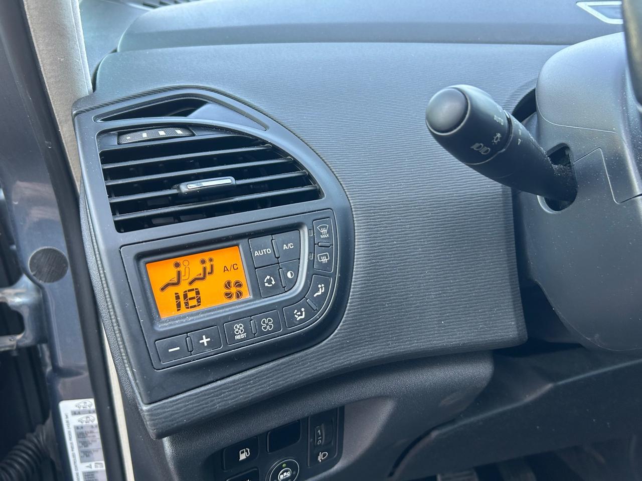 Citroen C4 Grand Picasso 1.6 VTi 120 Elegance GPL