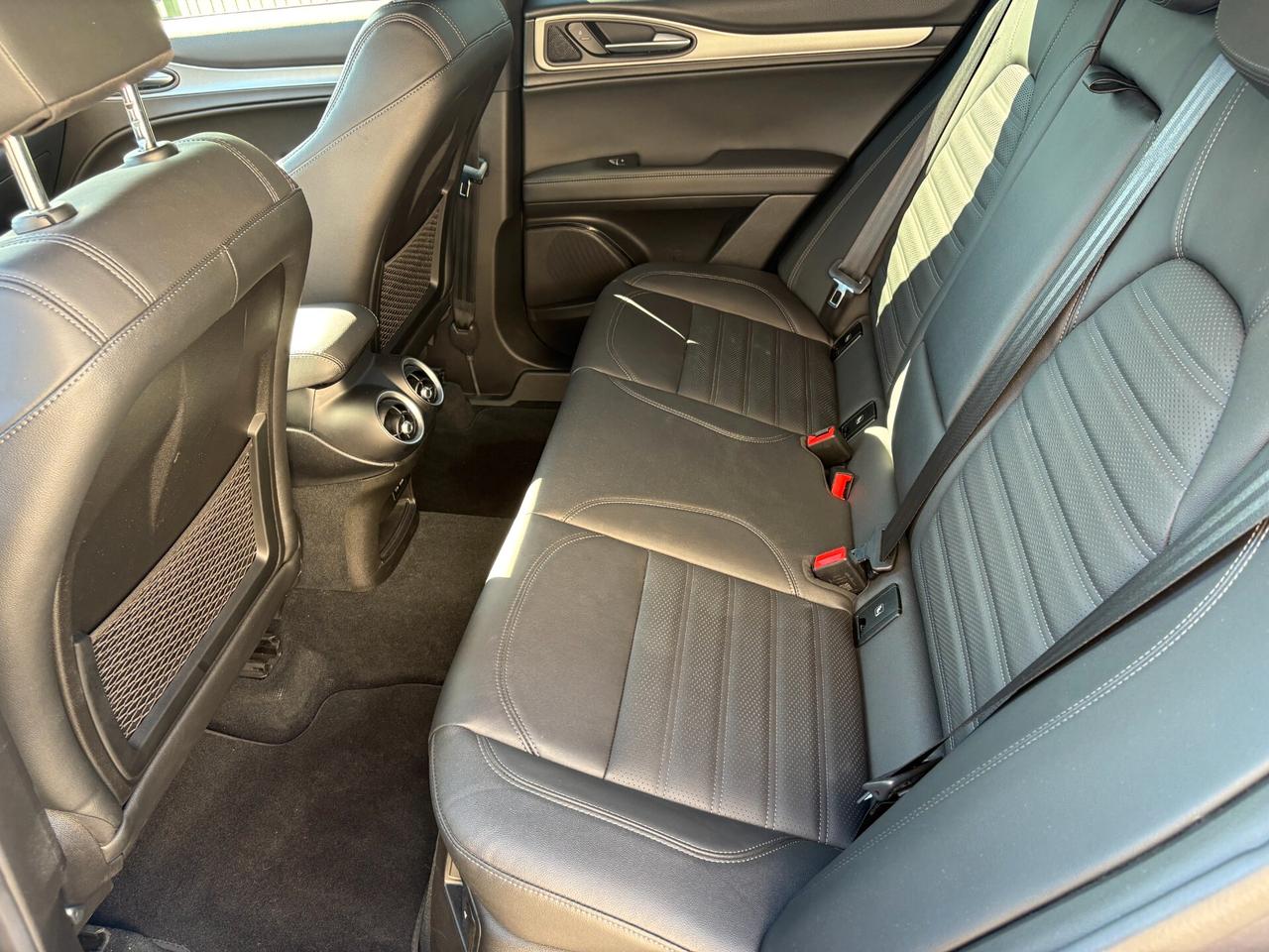 Alfa Romeo Stelvio 2.2 Turbodiesel 210 CV AT8 Q4 Veloce