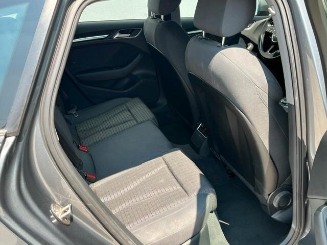 Audi A3 1.6 TDI 116 CV Business
