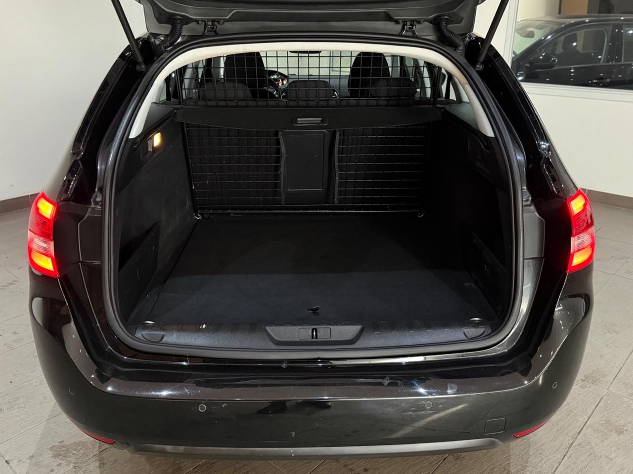 Peugeot 308 BlueHDi 131 SW GT Line Neopatentati