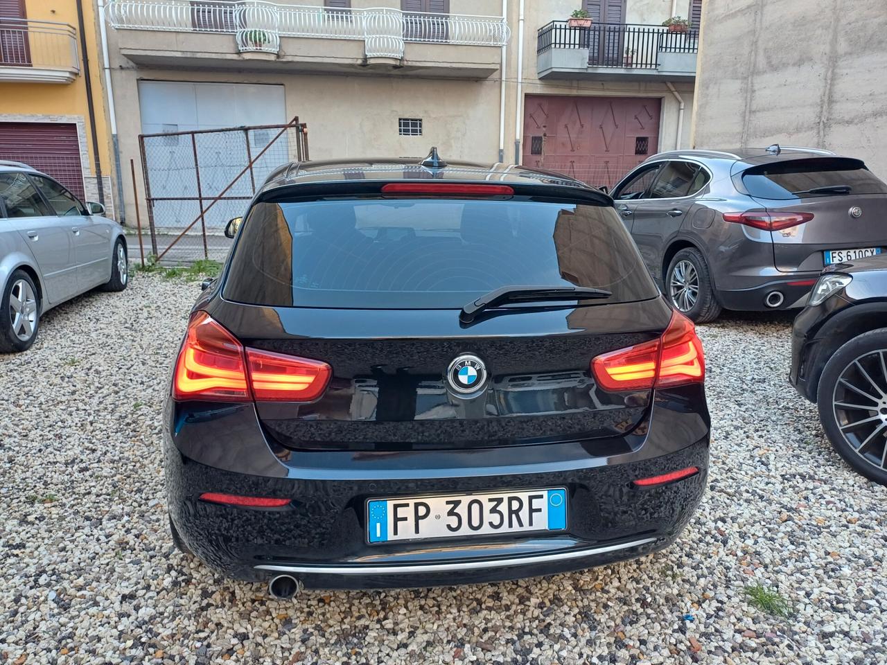 Bmw 118 118d 5p. Urban