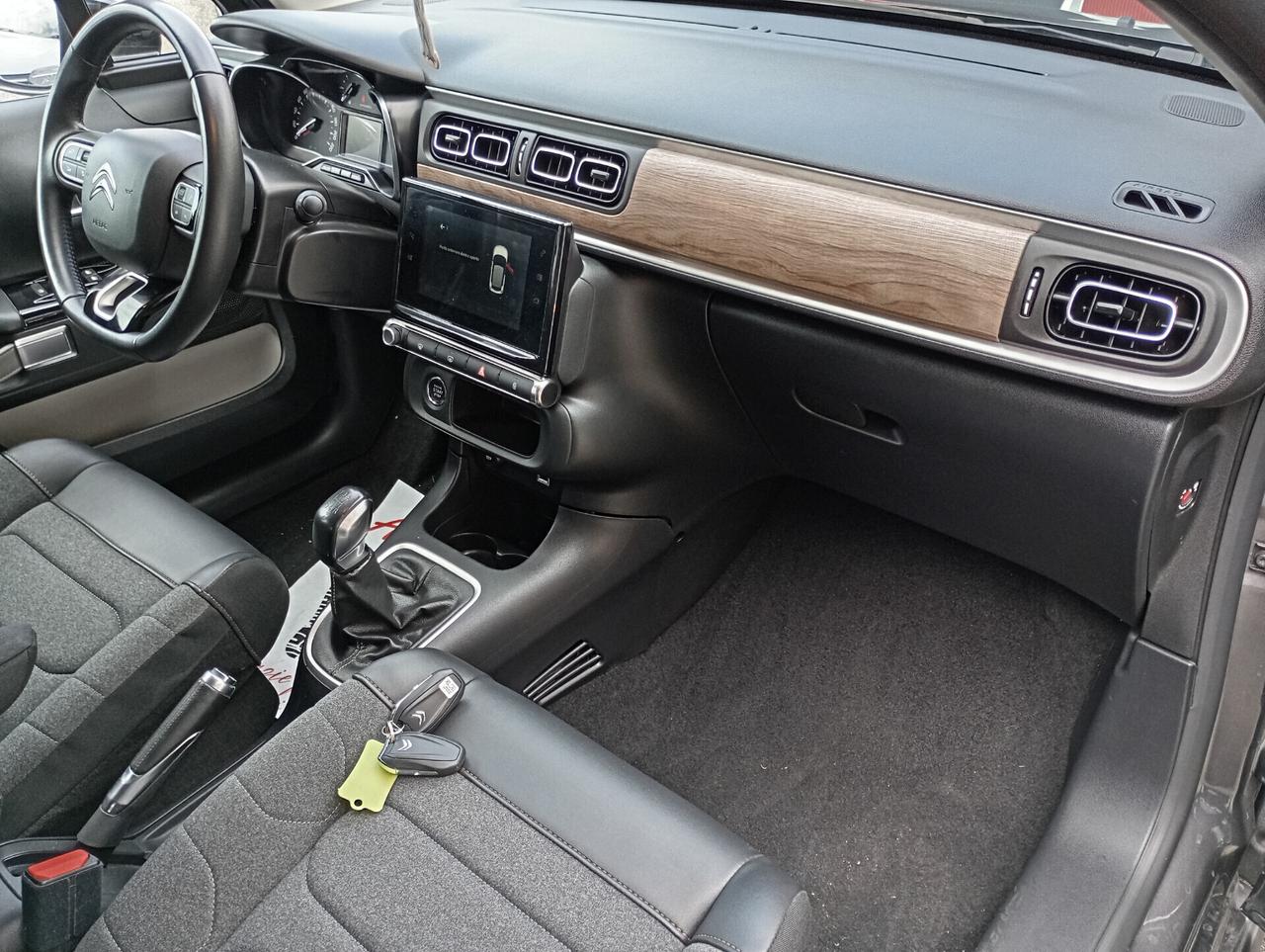 Citroen C3 1.2 PureTech 83CV Shine Pack