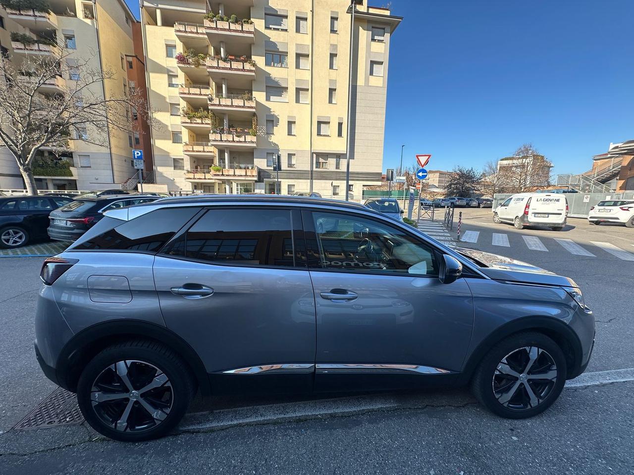 Peugeot 3008 Allure 1.5 Blue HDI 130